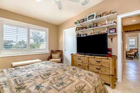 1099 Copa D Oro, Marathon, FL 33050 photo 12