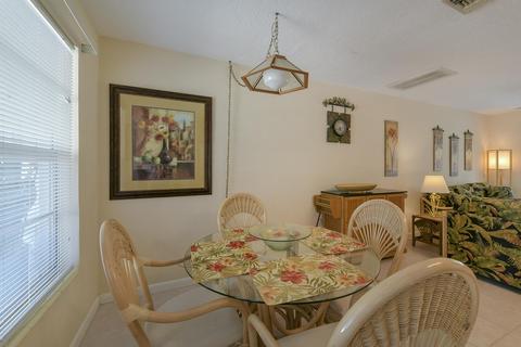 271 5th St, Key Colony, FL 33051 photo 5