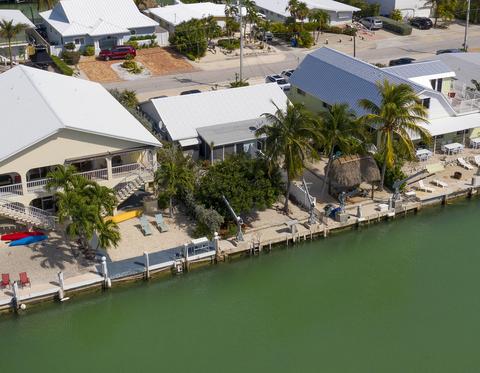 271 5th St, Key Colony, FL 33051 photo 2