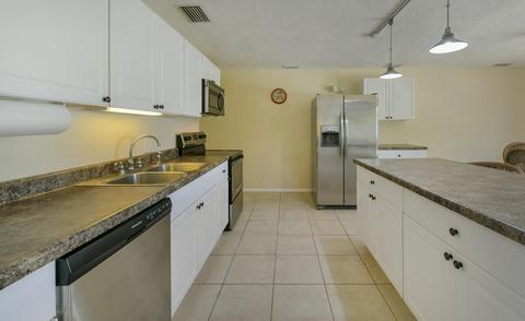 420 9th St #KEY colony, Key Colony Beach, FL 33051 photo 13