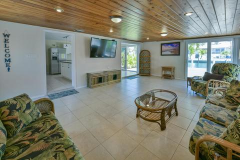 420 9th St #KEY colony, Key Colony Beach, FL 33051 photo 10