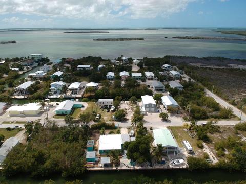 3965 Hall Rd, Big Pine Key, FL 33043 photo 2