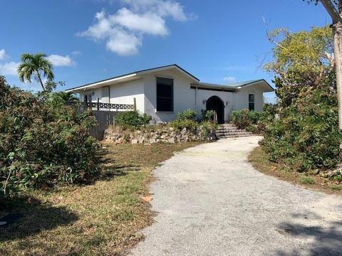 660 Ixora Dr, Big Pine Key, FL 33043 photo 5