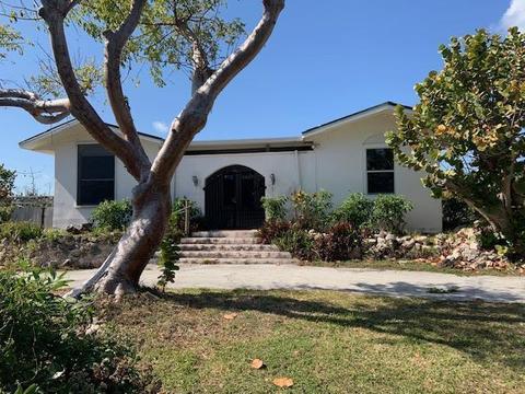 660 Ixora Dr, Big Pine Key, FL 33043 photo 1