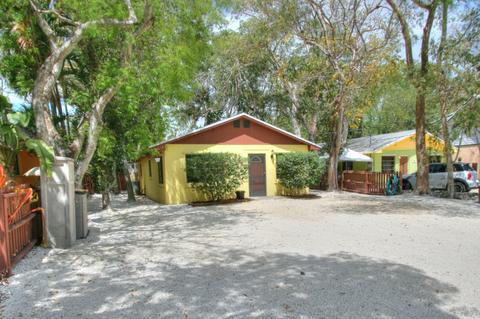 445 Lime Dr, Key Largo, FL 33037 photo 2