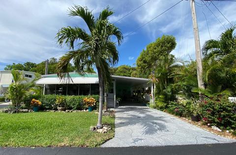 915 S Ruby Dr, Key Largo, FL 33037 photo 1