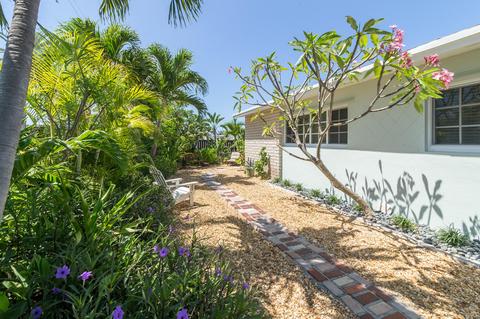 830 17th St, Key West, FL 33040 photo 4