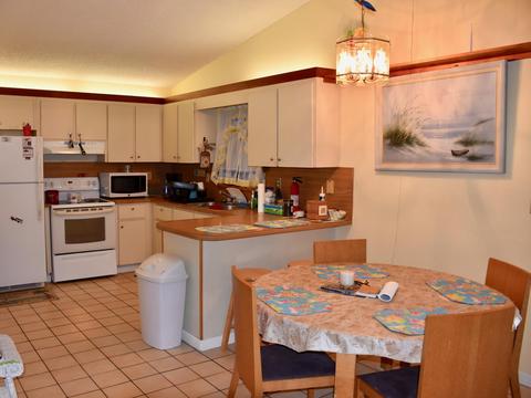 2 Pine Ave, Key Largo, FL 33037 photo 7