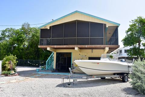 2 Pine Ave, Key Largo, FL 33037 photo 2
