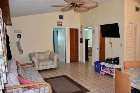 2 Pine Ave, Key Largo, FL 33037 photo 5