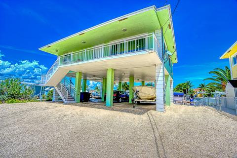 129 Grassy Rd, Key Largo, FL 33037 photo 3