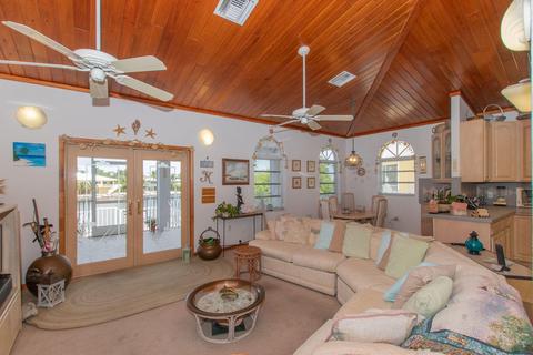36 Mutiny Pl, Key Largo, FL 33037 photo 9