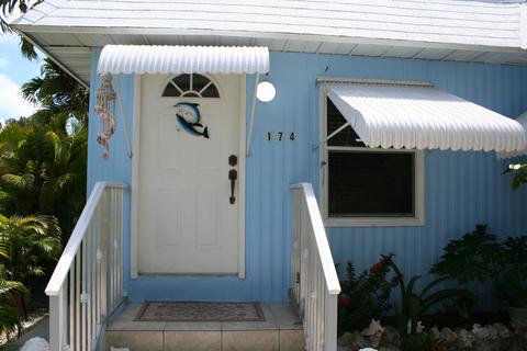 174 Second Ct, Key Largo, FL 33037 photo 2