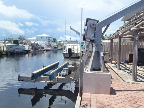 183 Long Key Rd, Key Largo, FL 33037 photo 2
