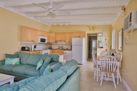 400 4th St, Key Colony, FL 33051 photo 2