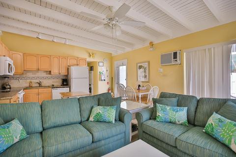 400 4th St, Key Colony, FL 33051 photo 3