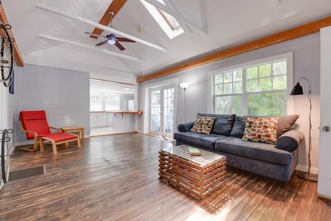 1019 Thomas St, Key West, FL 33040 photo 2