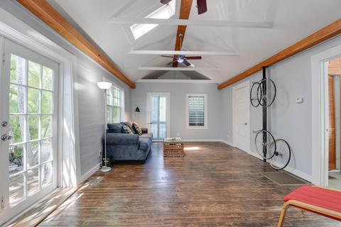 1019 Thomas St, Key West, FL 33040 photo 4