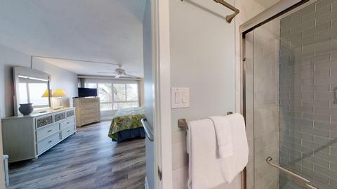 581 E Ocean Dr #8, Key Colony Beach, FL 33051 photo 23