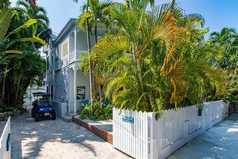 620 Dey St, Key West, FL 33040 photo 2