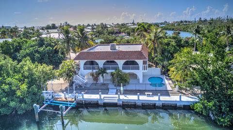 1505 Copa D Oro, Marathon, FL 33050 photo 2