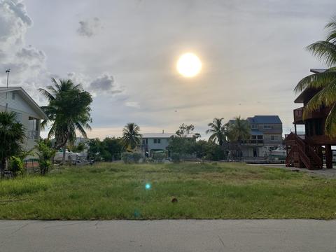 3853 Joyce Rd, Big Pine Key, FL 33043 photo 4