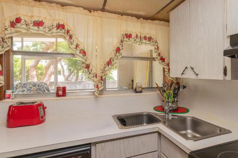 8083 Gulfstream Blvd, Marathon, FL 33050 photo 16