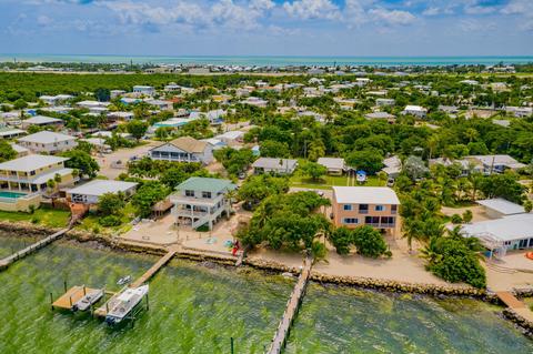 8083 Gulfstream Blvd, Marathon, FL 33050 photo 2