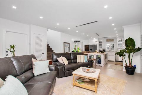 632 Cabrera St, Key Largo, FL 33037 photo 4