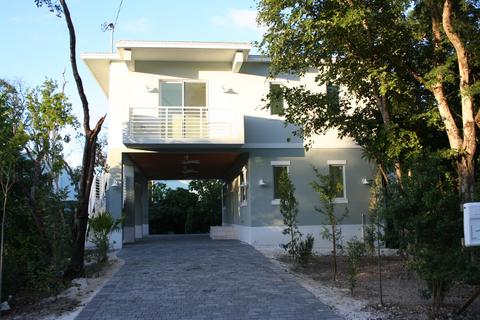 24 Coral Dr, Key Largo, FL 33037 photo 3