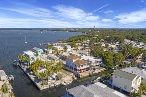 32 Avenue E, Key Largo, FL 33037 photo 2