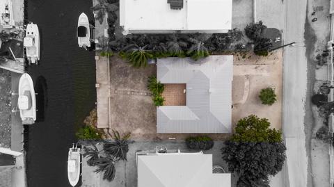 180 Corrine Pl, Key Largo, FL 33037 photo 2