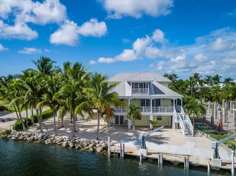 2155 Matthews Rd, Big Pine Key, FL 33043 photo 2