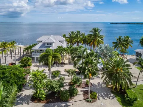 2155 Matthews Rd, Big Pine Key, FL 33043 photo 1