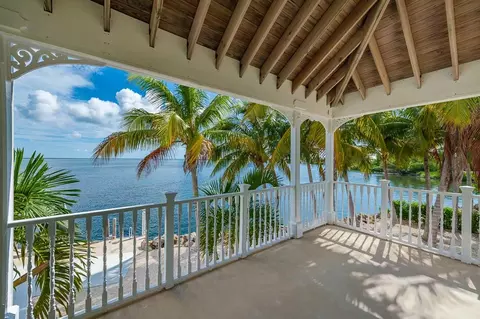 2155 Matthews Rd, Big Pine Key, FL 33043 photo 8