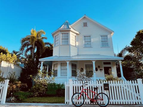1210 Pine St, Key West, FL 33040 photo 1