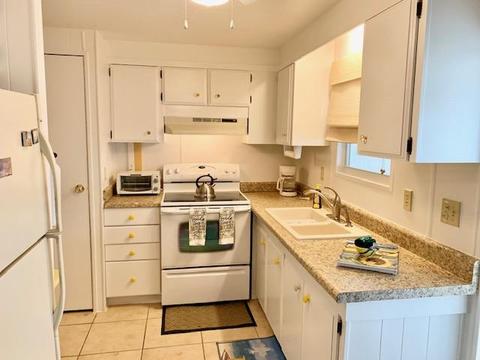 700 N Emerald Dr, Key Largo, FL 33037 photo 4