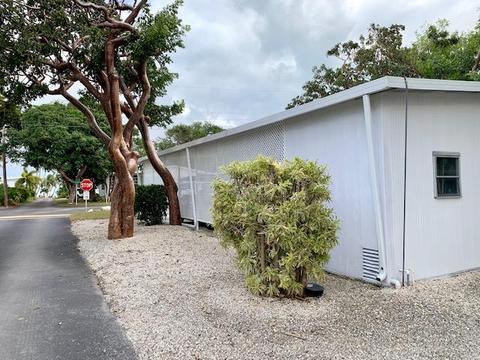 700 N Emerald Dr, Key Largo, FL 33037 photo 22