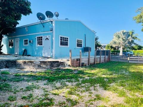 2887 Central Ave, Big Pine Key, FL 33043 photo 2