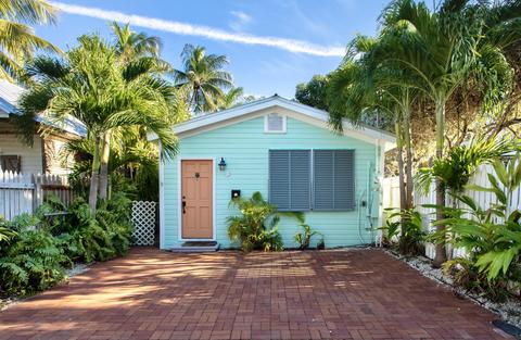 812 Johnson Ln, Key West, FL 33040 photo 1