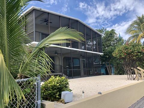 242 Apache St, Tavernier, FL 33070 photo 2