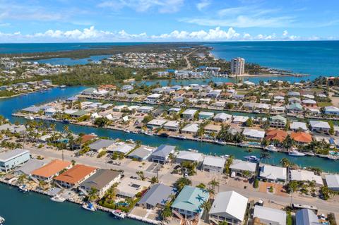 340 5th St, Key Colony, FL 33051 photo 8