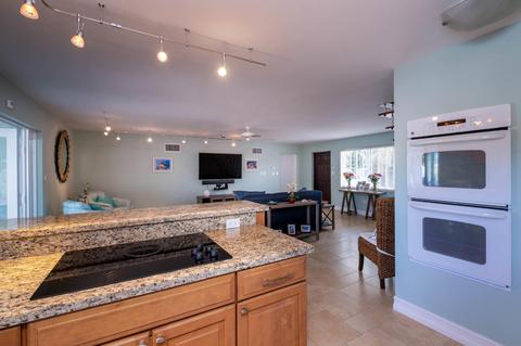 232 Apache St, Tavernier, FL 33070 photo 17