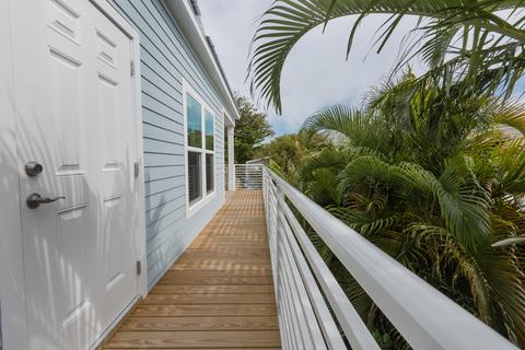 39 1st St, Key West, FL 33040 photo 4