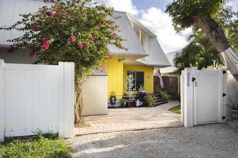 3320 Eagle Ave, Key West, FL 33040 photo 2