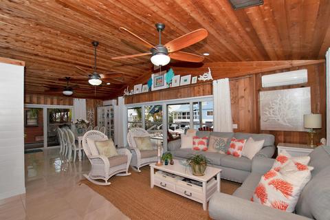 3865 Sunset Dr, Big Pine Key, FL 33043 photo 12