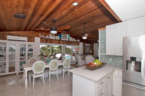 3865 Sunset Dr, Big Pine Key, FL 33043 photo 26