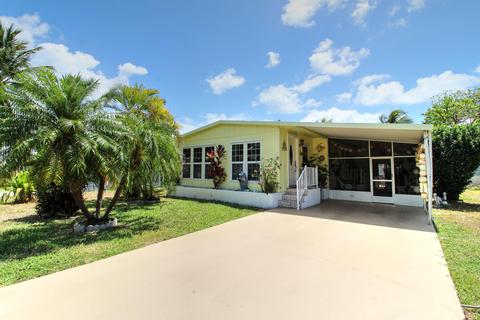 819 S Emerald Dr, Key Largo, FL 33037 photo 1