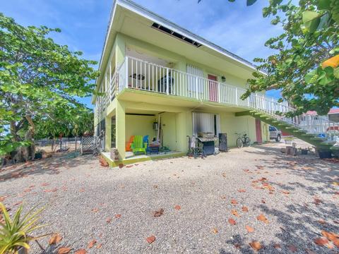 111 Mockingbird Ln, Marathon, FL 33050 photo 4