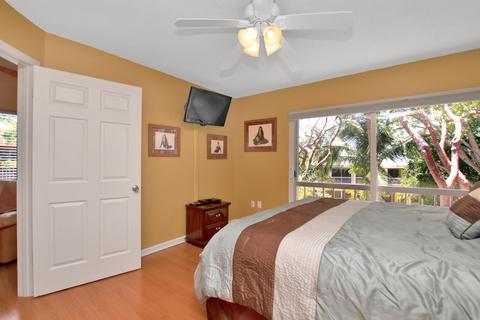 9834 Mariners Ave, Key Largo, FL 33037 photo 13
